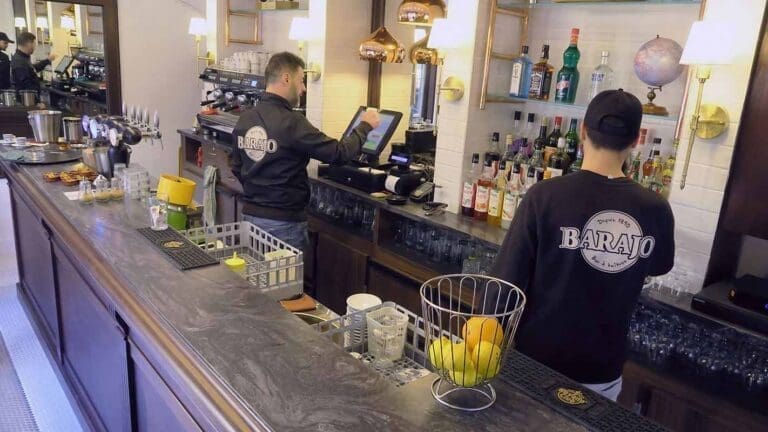 Le Barajo Sète - Bar Café