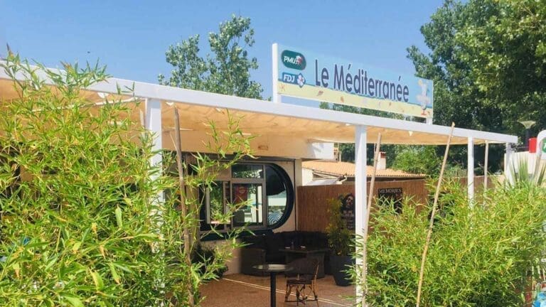 Le Méditerranée Frontignan Plage - Bar restaurant