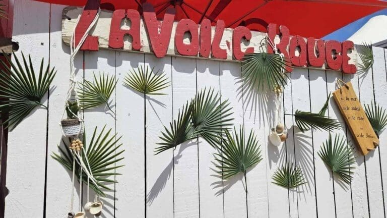 La Voile Rouge Sète - Restaurant Plage Privée