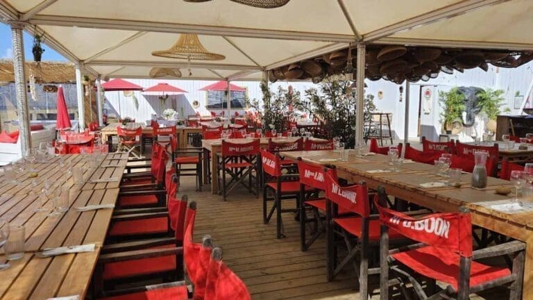 La Voile Rouge Sète - Restaurant Plage Privée