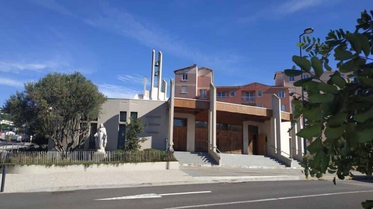 Notre Dame Souveraine du Monde - Paroisse à Sète