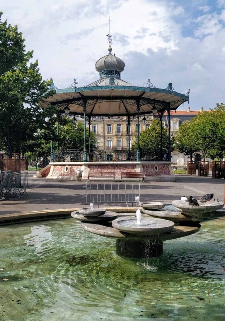 Place Aristide Briand à Sète