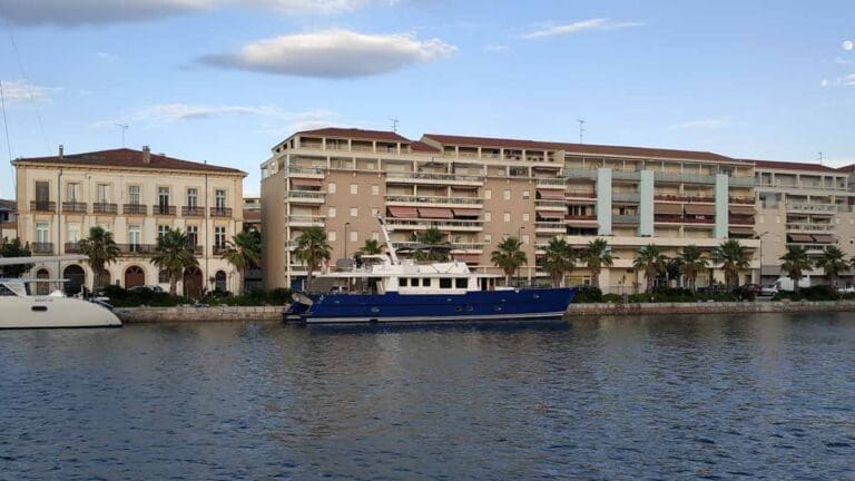 Yacht de Victor Brunet – Demain nous appartient