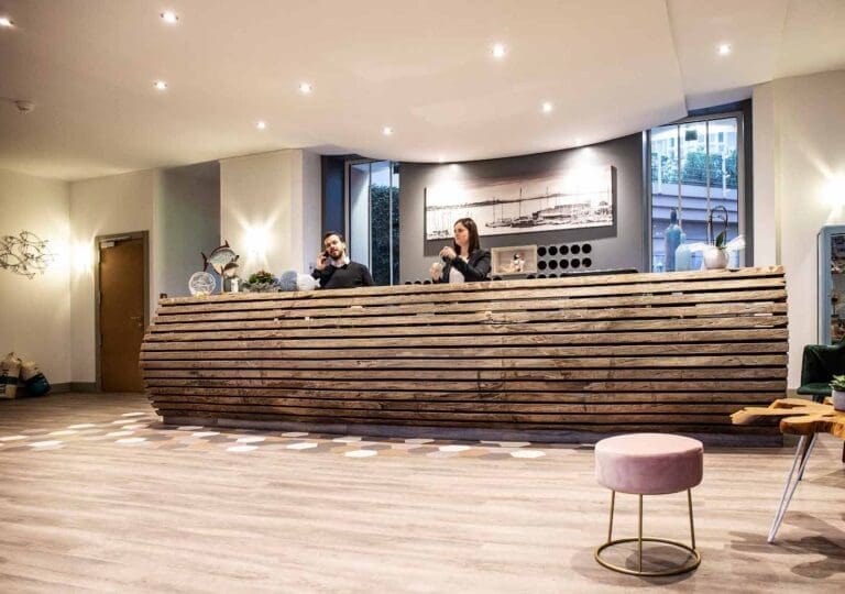 Hôtel Port Marine à Sète