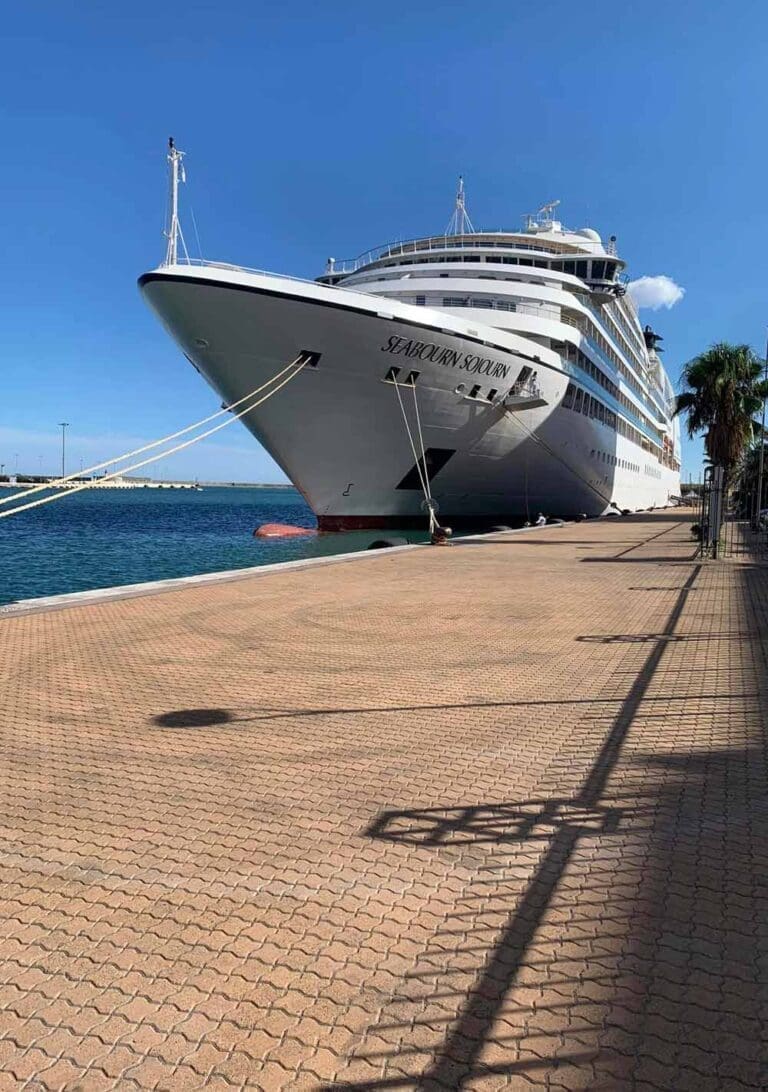 Quai d'Alger à Sète - Le quai d'honneur