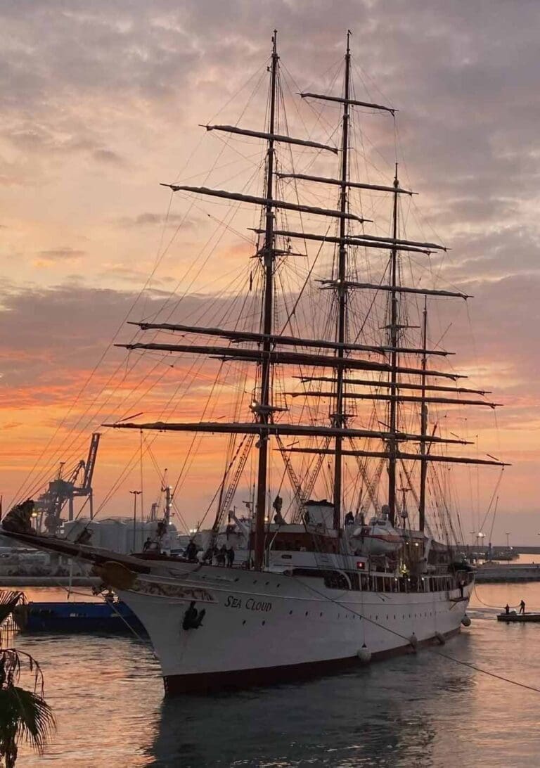 Quai d'Alger à Sète - Le quai d'honneur
