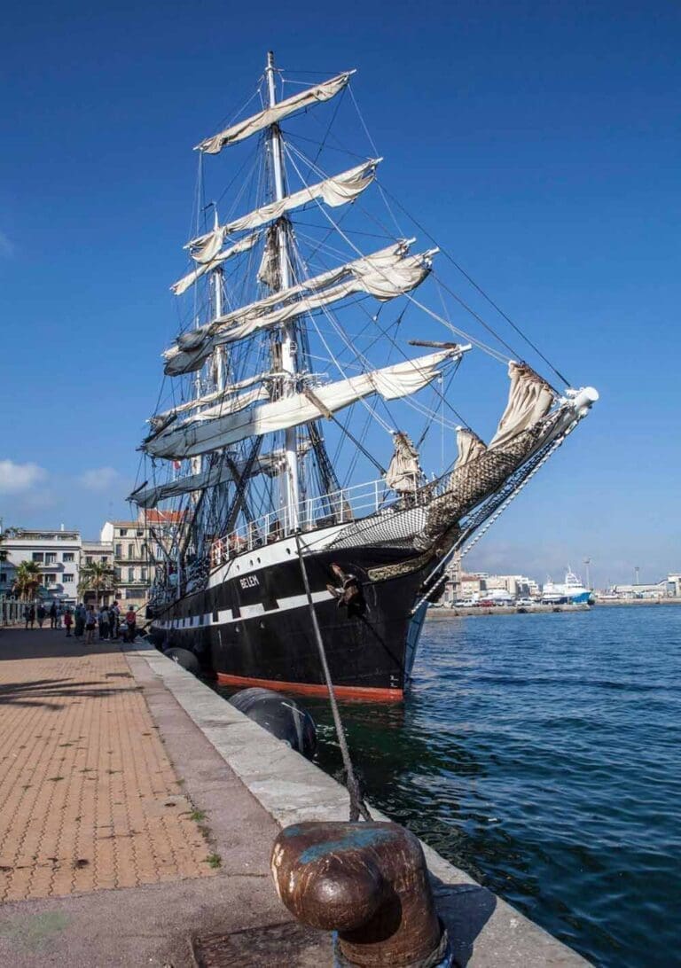 Quai d'Alger à Sète - Le quai d'honneur