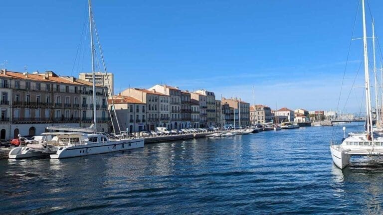 Quai de la République à Sète