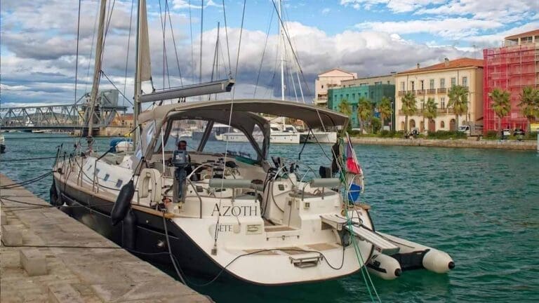 Quai de la République à Sète