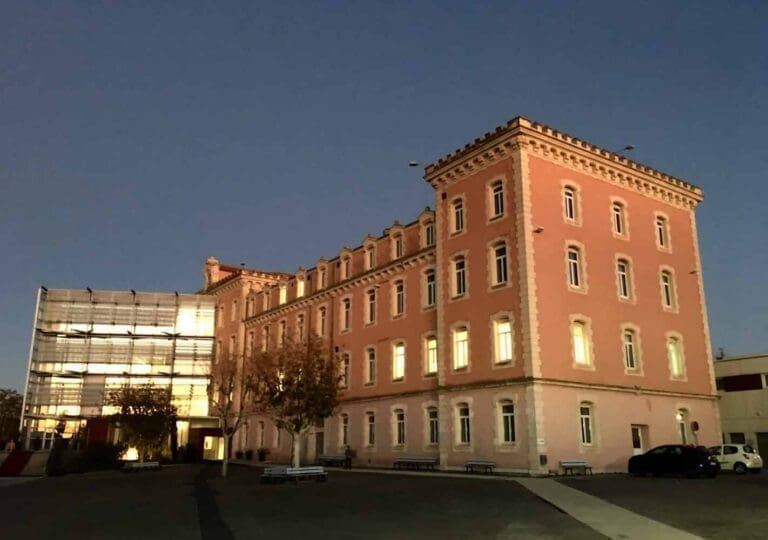 Lycée Charles de Gaulle Sète - Établissement d'enseignement secondaire
