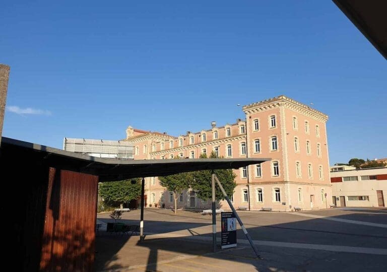 Lycée Charles de Gaulle Sète - Établissement d'enseignement secondaire