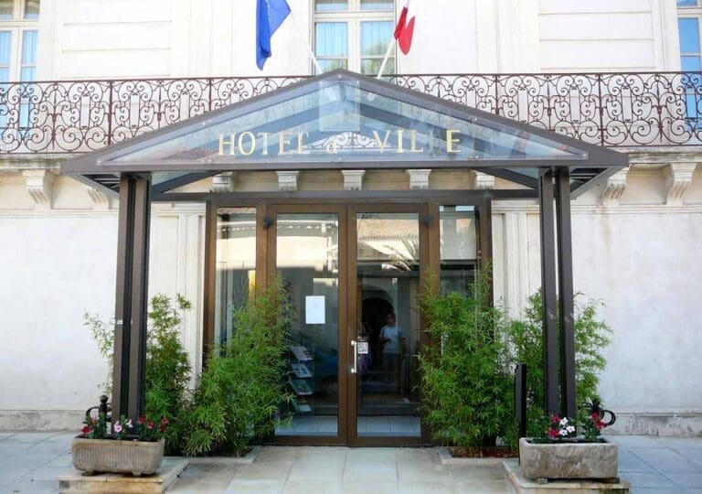 Mairie de Bouzigues - Contacts et Services