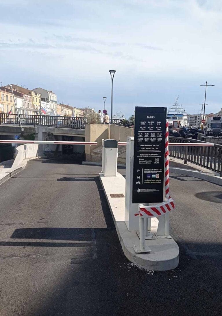 Parking du Canal - Se garer à Sète
