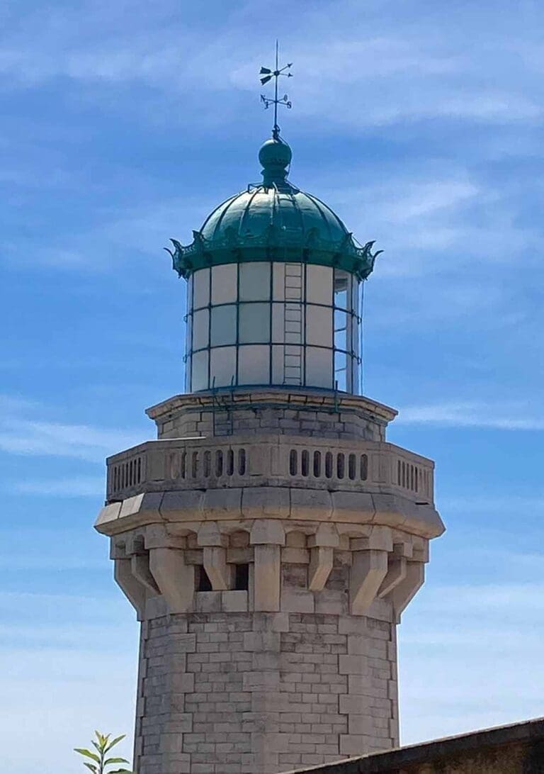 Phare du Mont Saint Clair à Sète