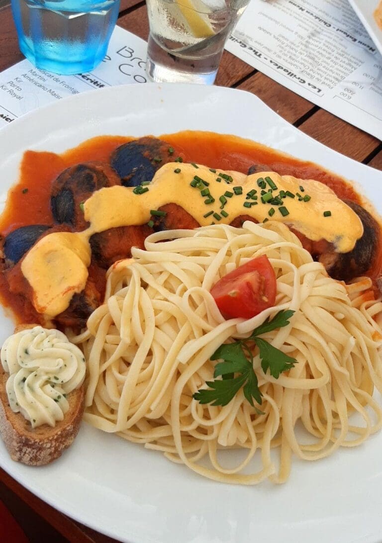 Le Corsaire Sète - Brasserie et boutique en bord de plage