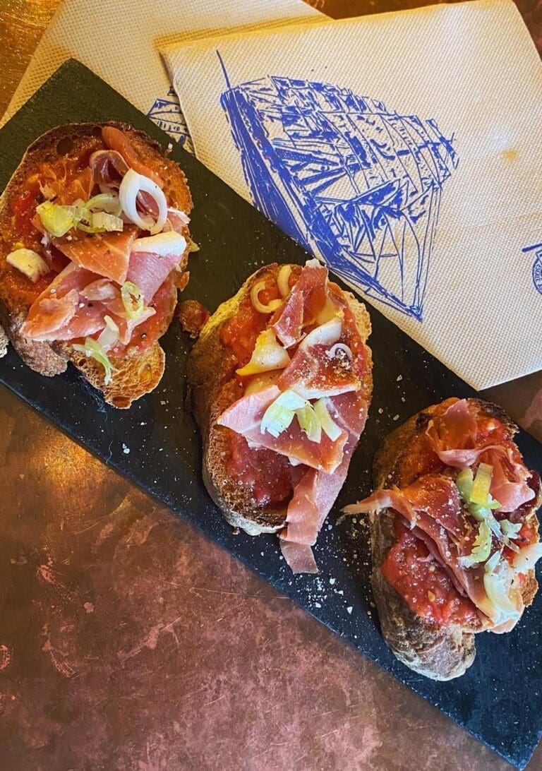 A L'Abondance Sète – Bar à Pintxos