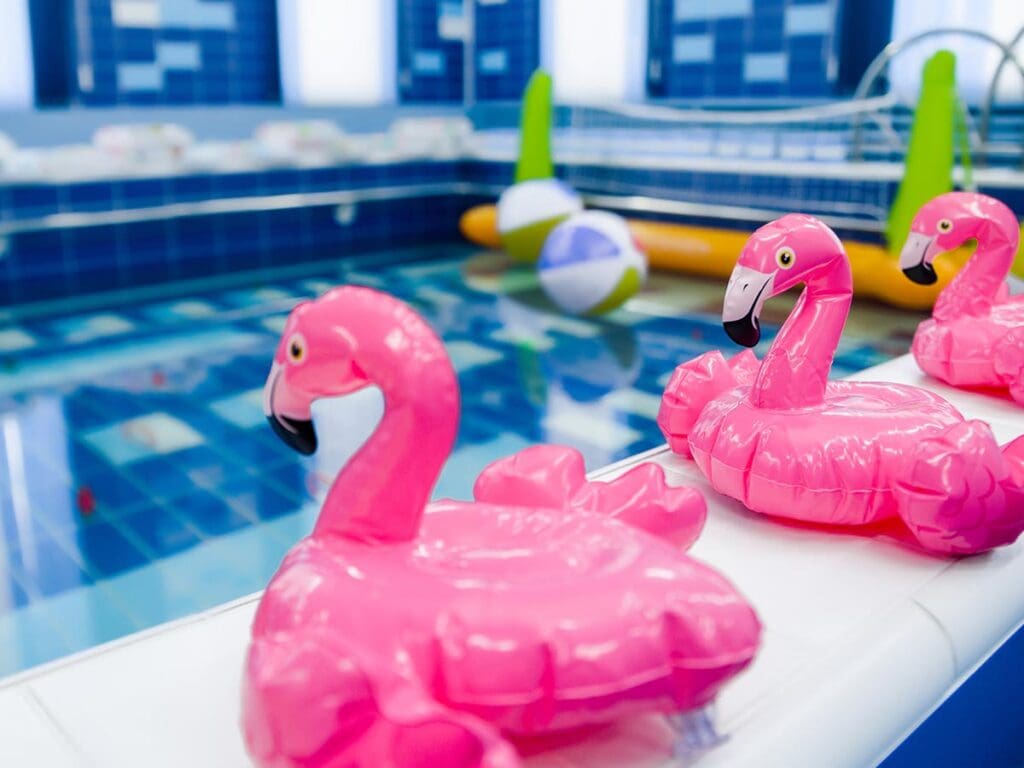 Structures gonflables : le retour du fun aux piscines !