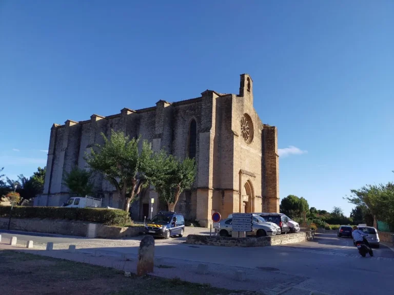 Église Sainte-Cécile à Loupian