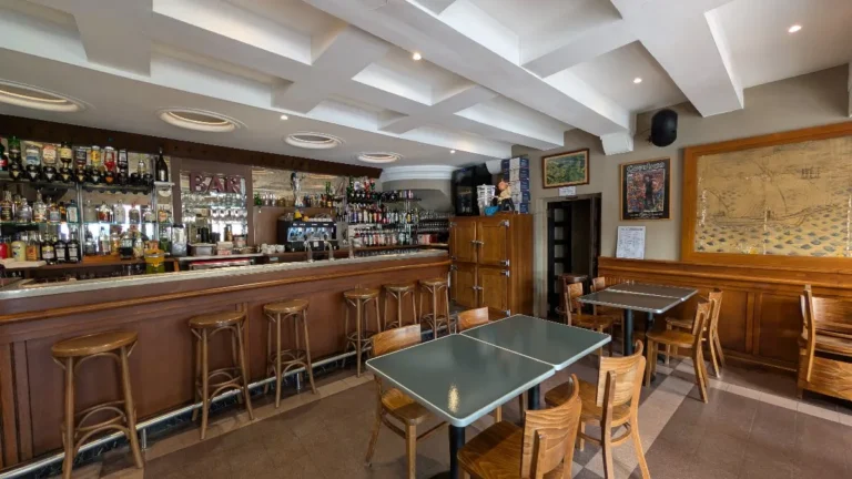 Bar de la Marine